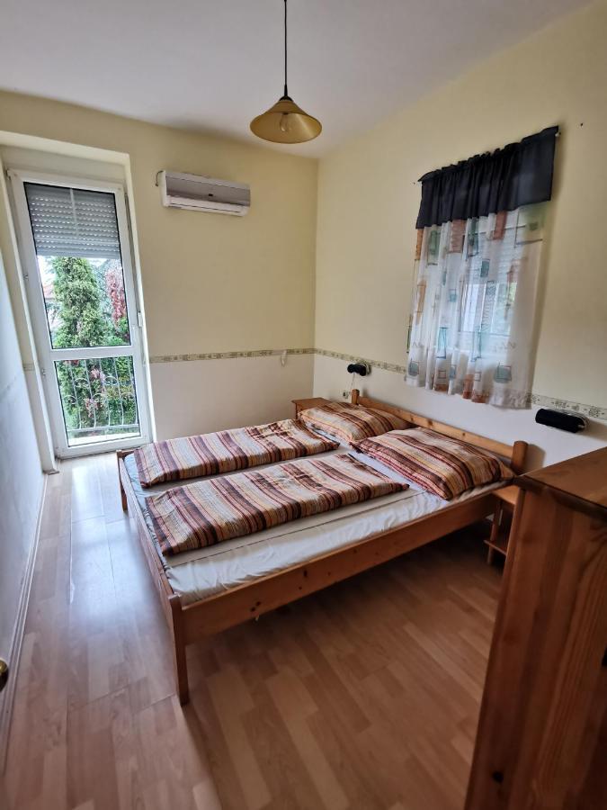 Anno 2000 Apartamento