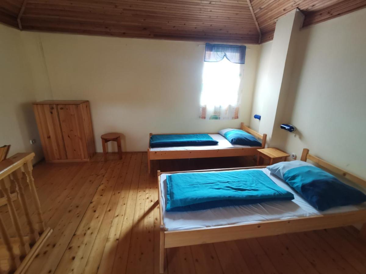 Anno 2000 Apartamento Balatonlelle
