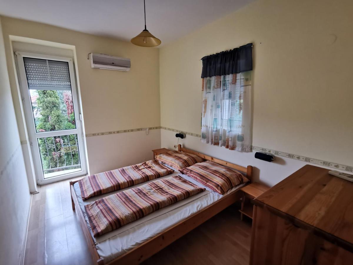 Anno 2000 Apartamento *